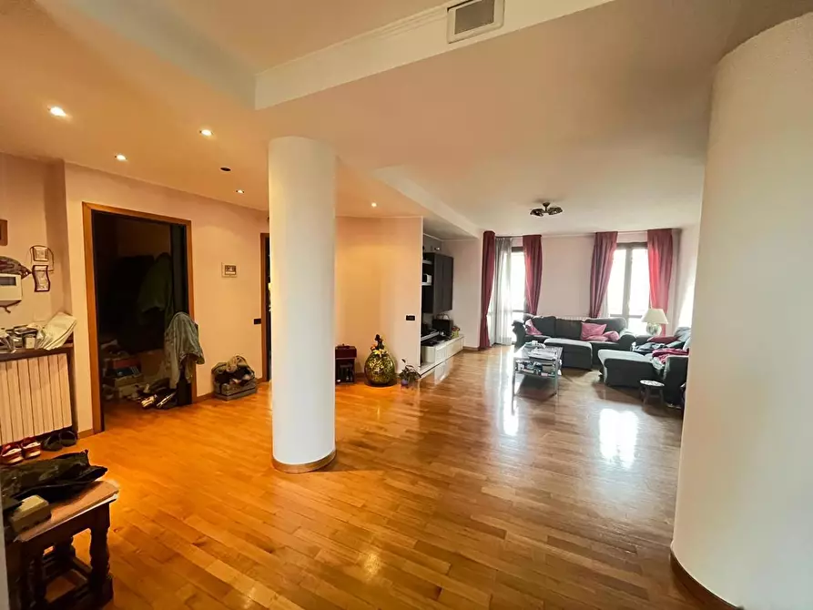 Immagine 2 di Appartamento in vendita  in Via PAOLO VI, 6 a Abbiategrasso