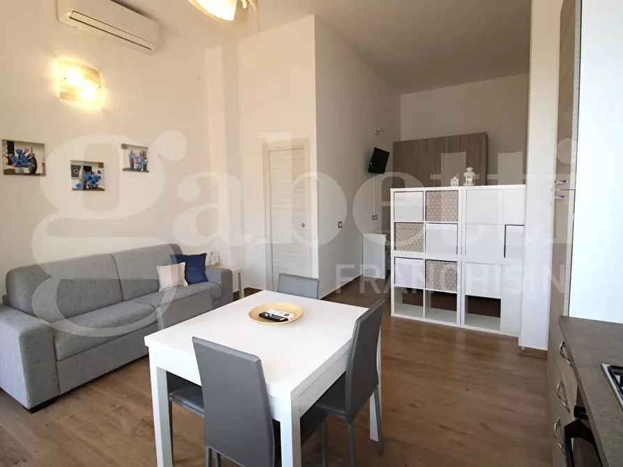 Immagine 9 di Appartamento in vendita  in Via dei sei Mulini, 32 a Giardini-Naxos