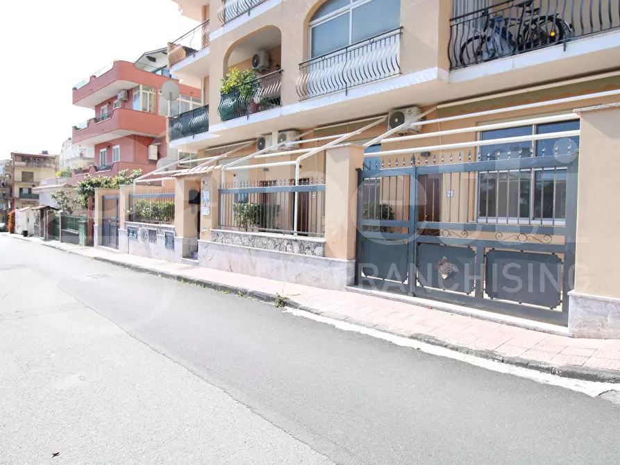 Immagine 1 di Appartamento in vendita  in Via dei sei Mulini, 32 a Giardini-Naxos