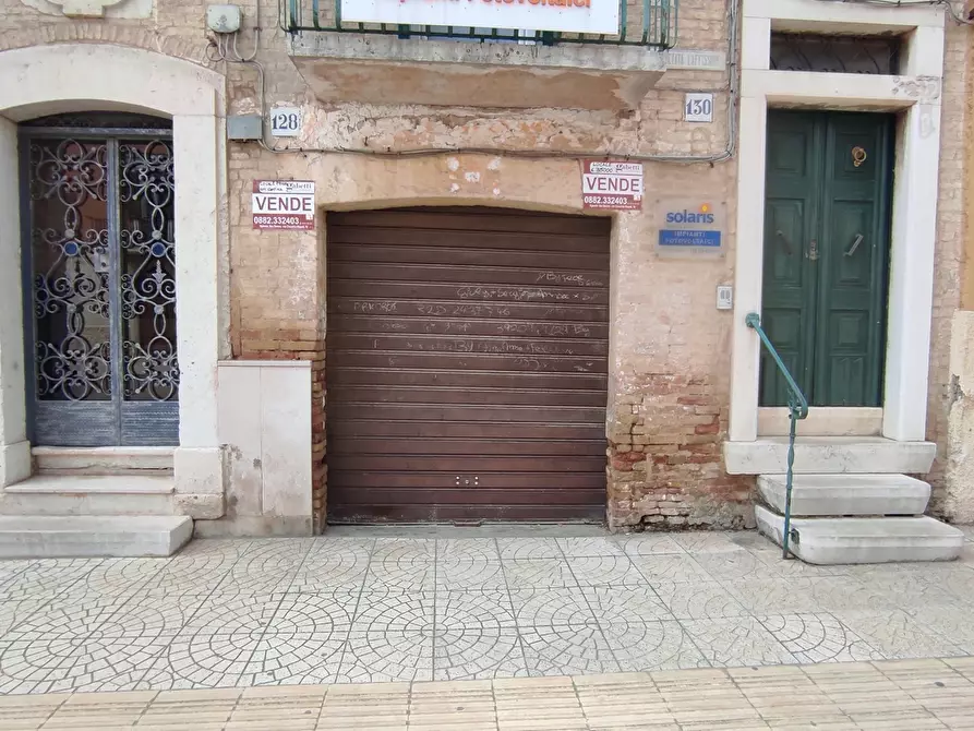 Immagine 2 di Magazzino in vendita  in Via MINUZIANO, 128 a San Severo