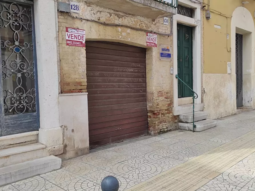 Immagine 1 di Magazzino in vendita  in Via MINUZIANO, 128 a San Severo