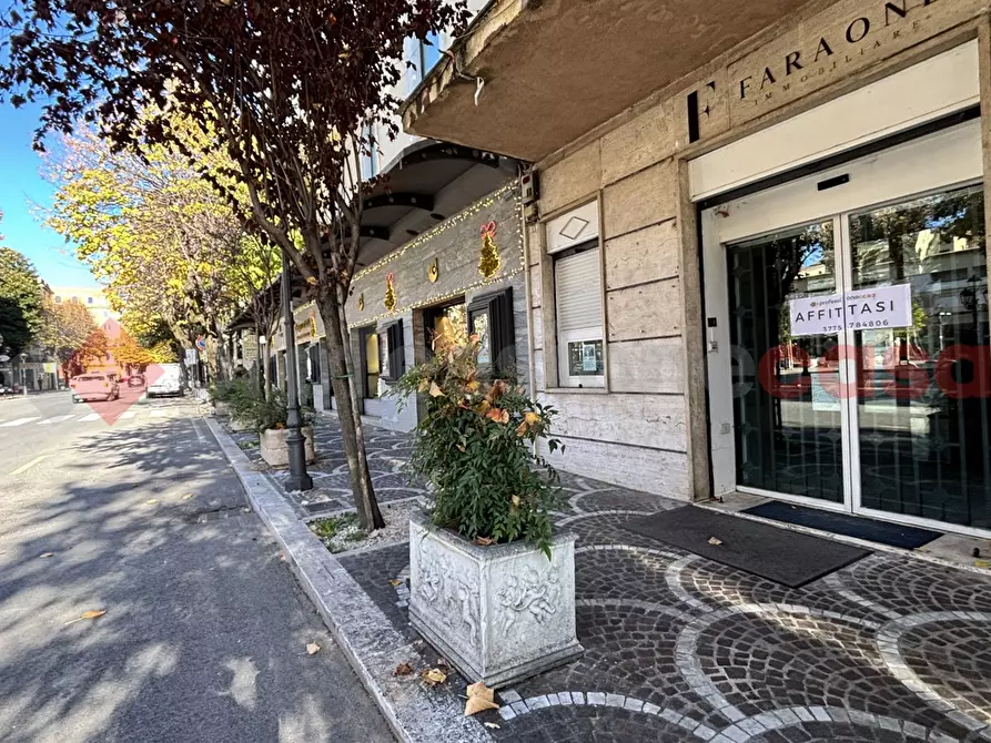 Immagine 17 di Negozio in affitto  in Corso nuova italia, 8 a Fiuggi