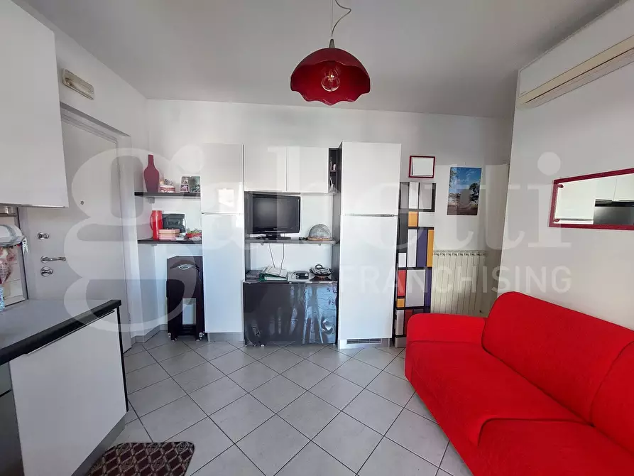 Immagine 8 di Appartamento in vendita  in Viale G. Marconi, 34 a Alba Adriatica