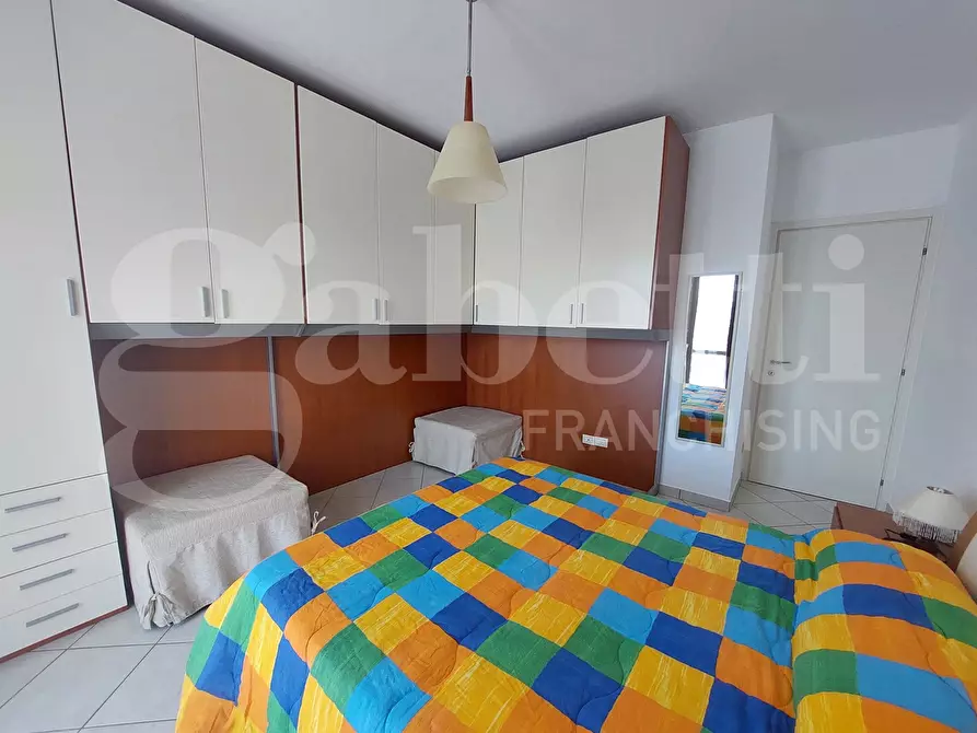Immagine 13 di Appartamento in vendita  in Viale G. Marconi, 34 a Alba Adriatica