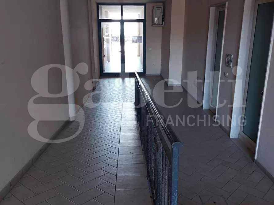 Immagine 32 di Appartamento in vendita  in Viale G. Marconi, 34 a Alba Adriatica
