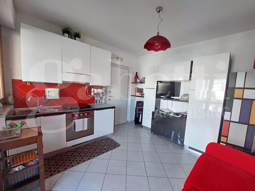 Immagine 7 di Appartamento in vendita  in Viale G. Marconi, 34 a Alba Adriatica