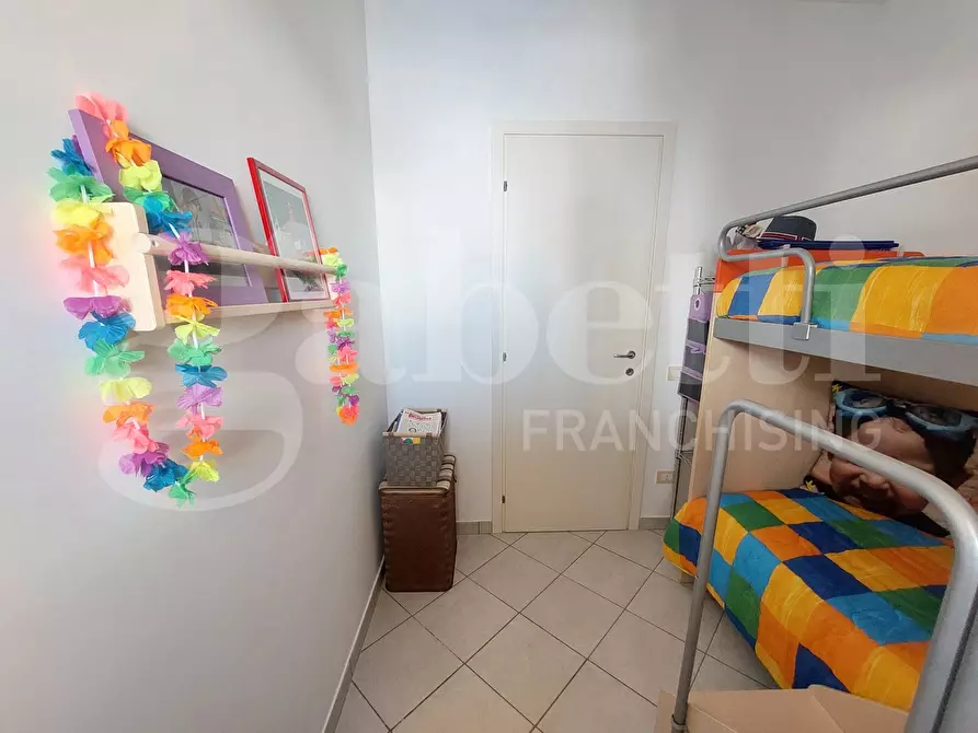 Immagine 19 di Appartamento in vendita  in Viale G. Marconi, 34 a Alba Adriatica