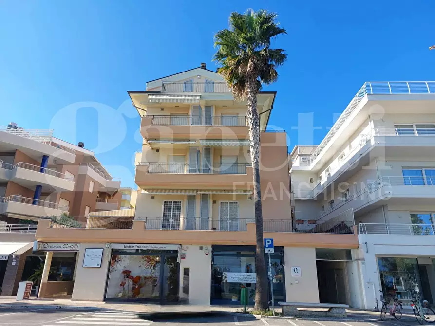 Immagine 26 di Appartamento in vendita  in Viale G. Marconi, 34 a Alba Adriatica