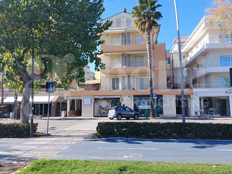 Immagine 27 di Appartamento in vendita  in Viale G. Marconi, 34 a Alba Adriatica
