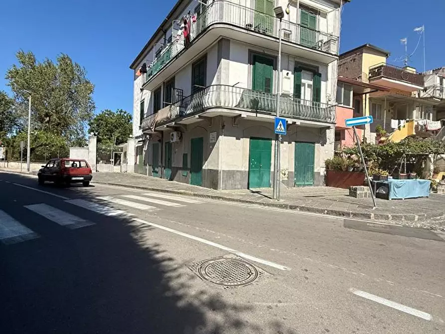 Immagine 3 di Appartamento in vendita  in Piazza Madonna Dell'Arco, snc a Sant'anastasia