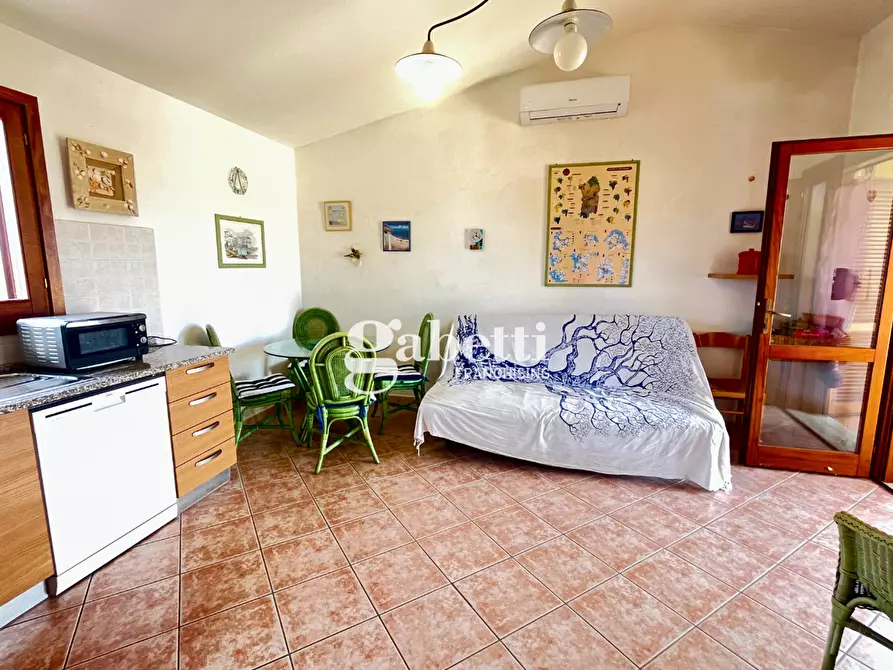 Immagine 15 di Appartamento in vendita  in Via Ulisse, 7 a Budoni