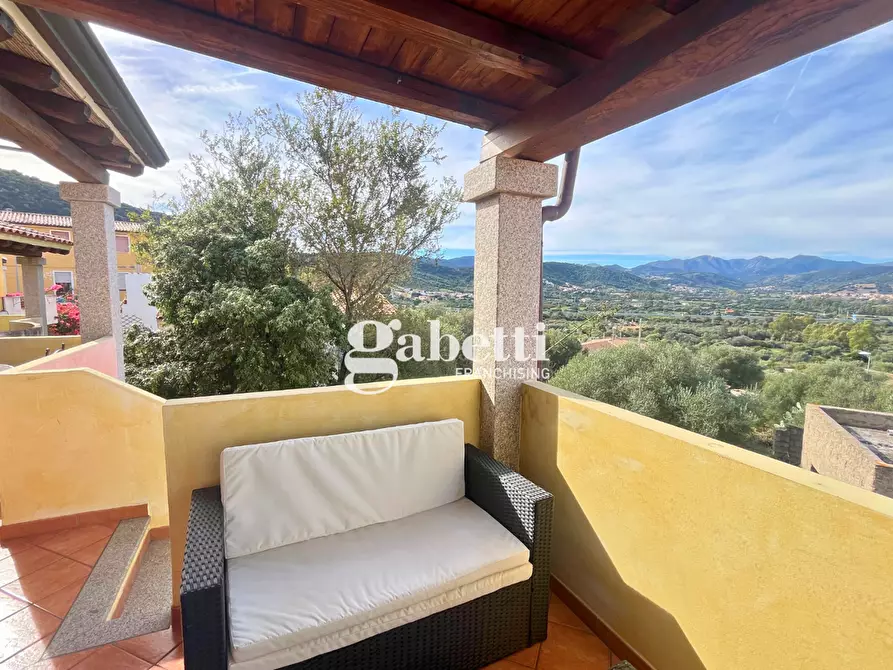 Immagine 10 di Appartamento in vendita  in Via Ulisse, 7 a Budoni