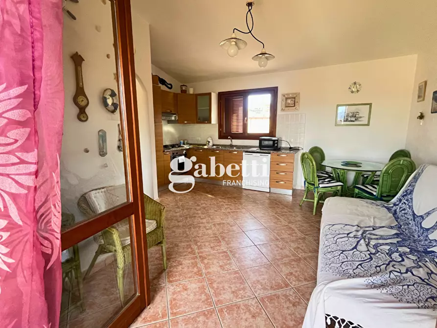 Immagine 13 di Appartamento in vendita  in Via Ulisse, 7 a Budoni