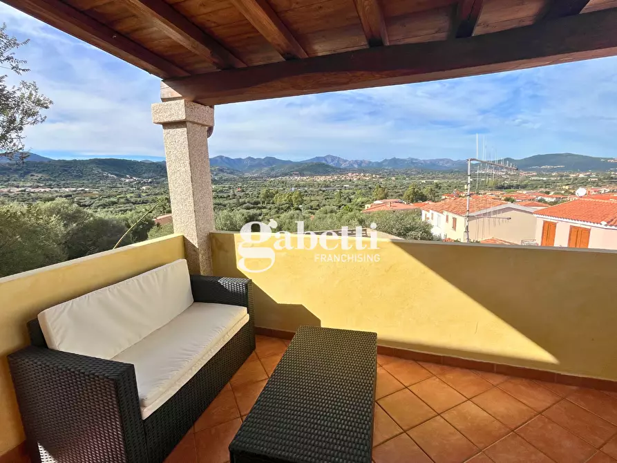 Immagine 8 di Appartamento in vendita  in Via Ulisse, 7 a Budoni