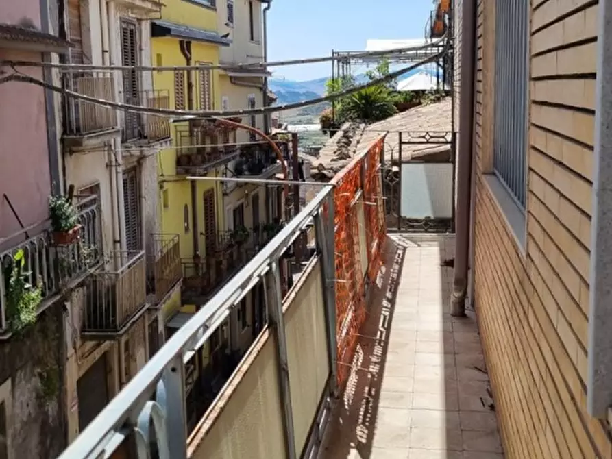 Immagine 9 di Ufficio in vendita  in Via Umberto I, 92 a Maletto