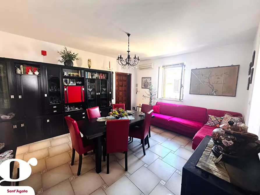 Immagine 2 di Appartamento in vendita  in Via QUARTIERE, 20 a Santo Stefano Di Camastra