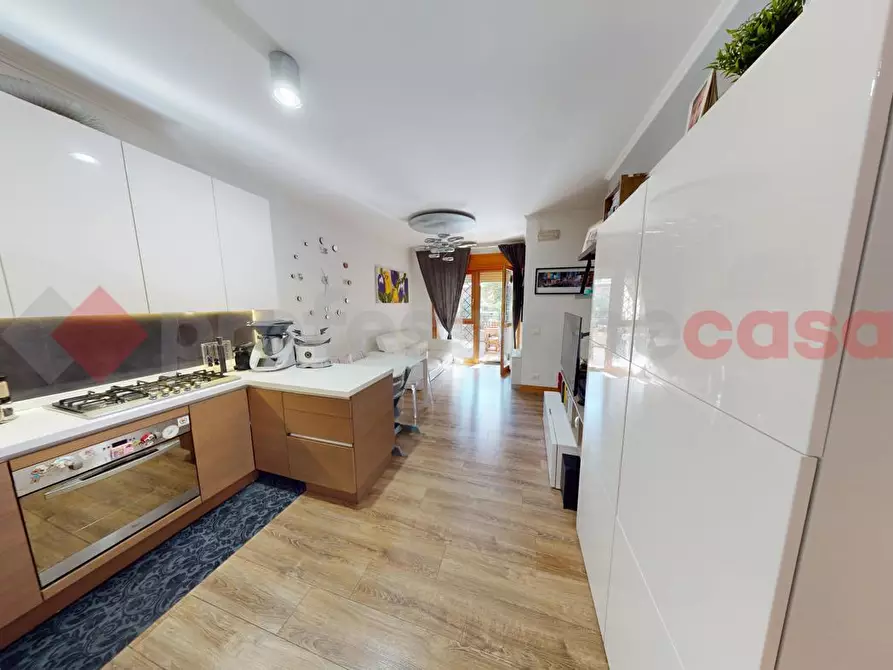 Immagine 2 di Appartamento in vendita  in Via Eugenio Maccagnani a Roma