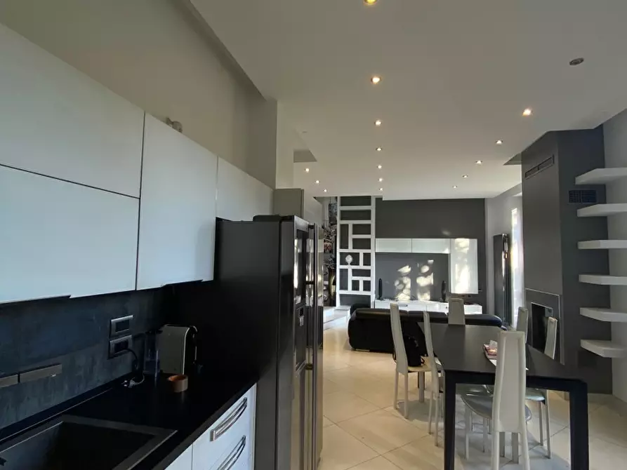 Immagine 10 di Villa in affitto  in Via Al Castello, 3 a Buttigliera Alta