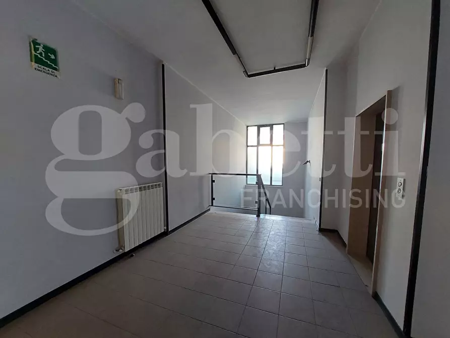 Immagine 3 di Ufficio in vendita  in Via Roma, 25 a Nereto