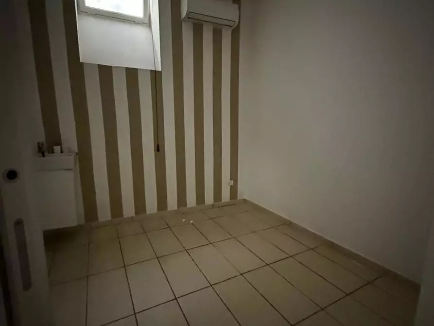 Immagine 17 di Attività commerciale in affitto  in Via Antonio D'Auria, snc a Sant'anastasia