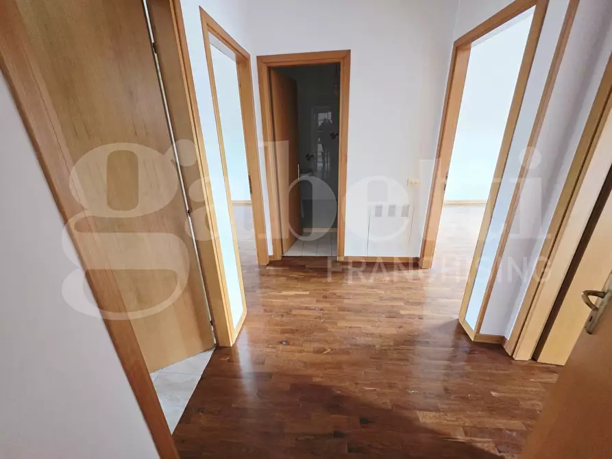 Immagine 11 di Appartamento in vendita  in Via PETRARCA, 57 a Bastia Umbra