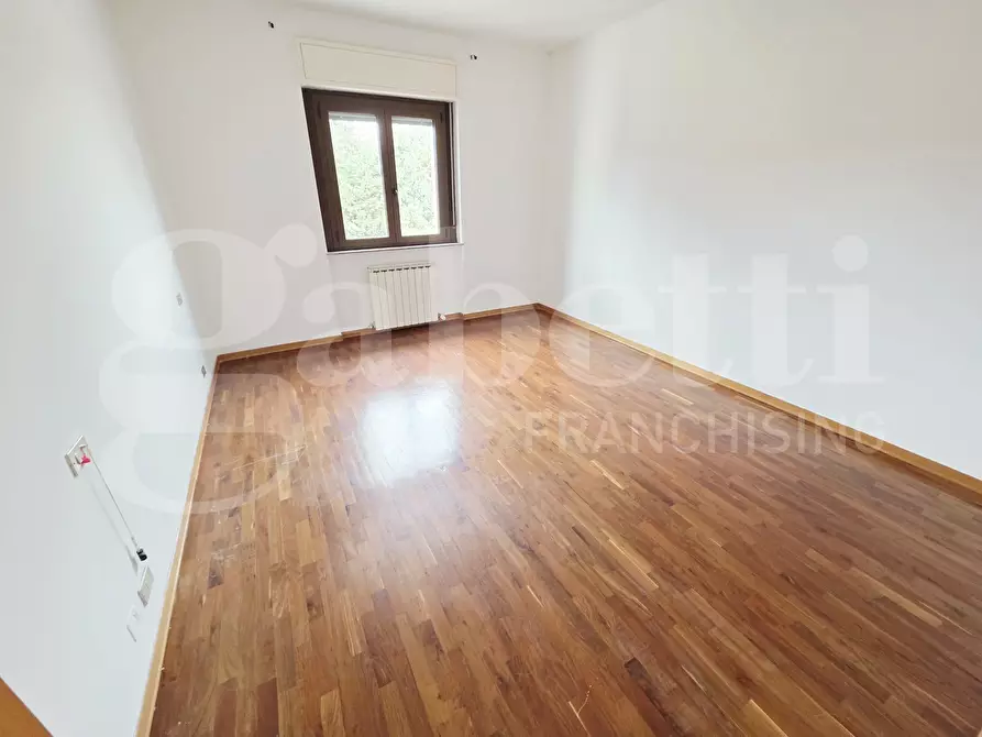 Immagine 13 di Appartamento in vendita  in Via PETRARCA, 57 a Bastia Umbra