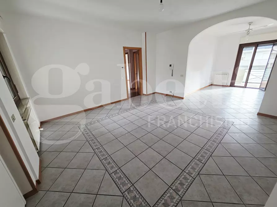 Immagine 5 di Appartamento in vendita  in Via PETRARCA, 57 a Bastia Umbra