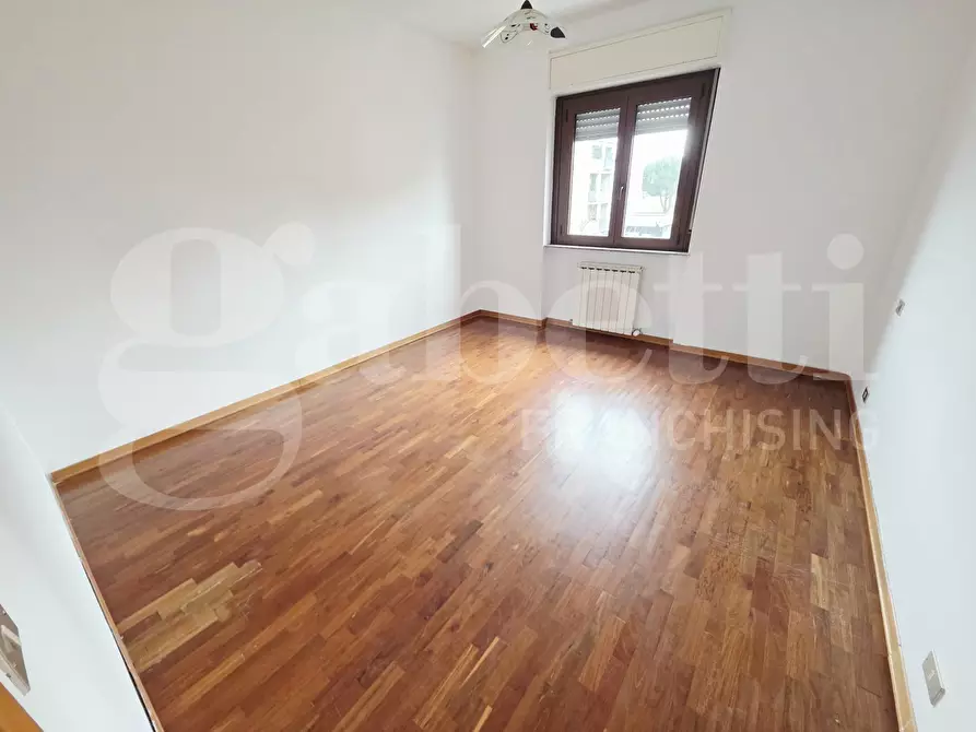 Immagine 15 di Appartamento in vendita  in Via PETRARCA, 57 a Bastia Umbra