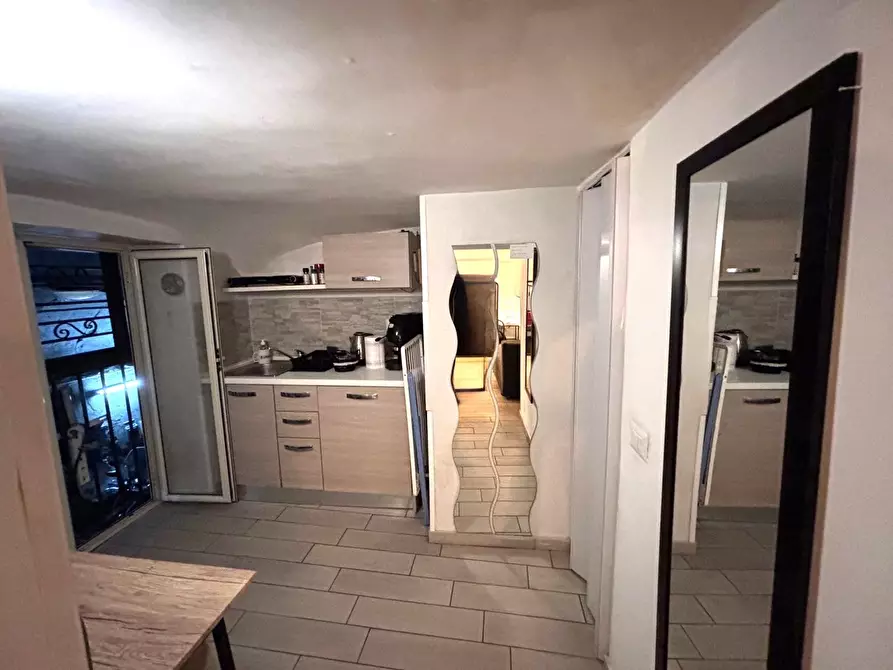 Immagine 11 di Appartamento in vendita  in Vico Speranzella a Napoli