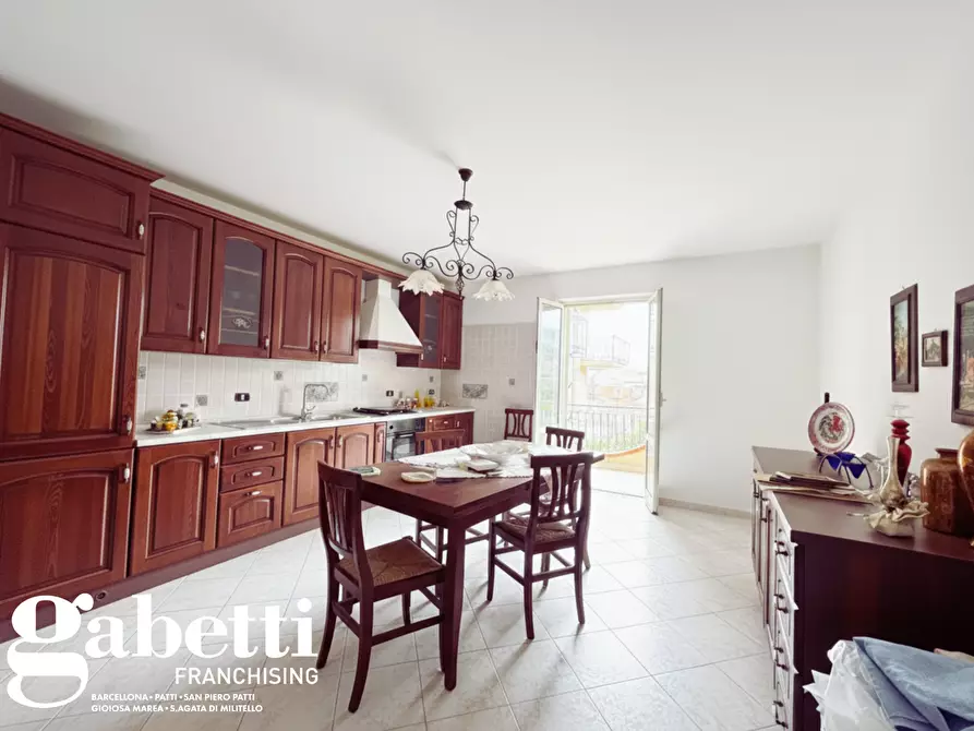 Immagine 1 di Appartamento in vendita  in Contrada TORRECANDELE, 209 a Sant'agata Di Militello