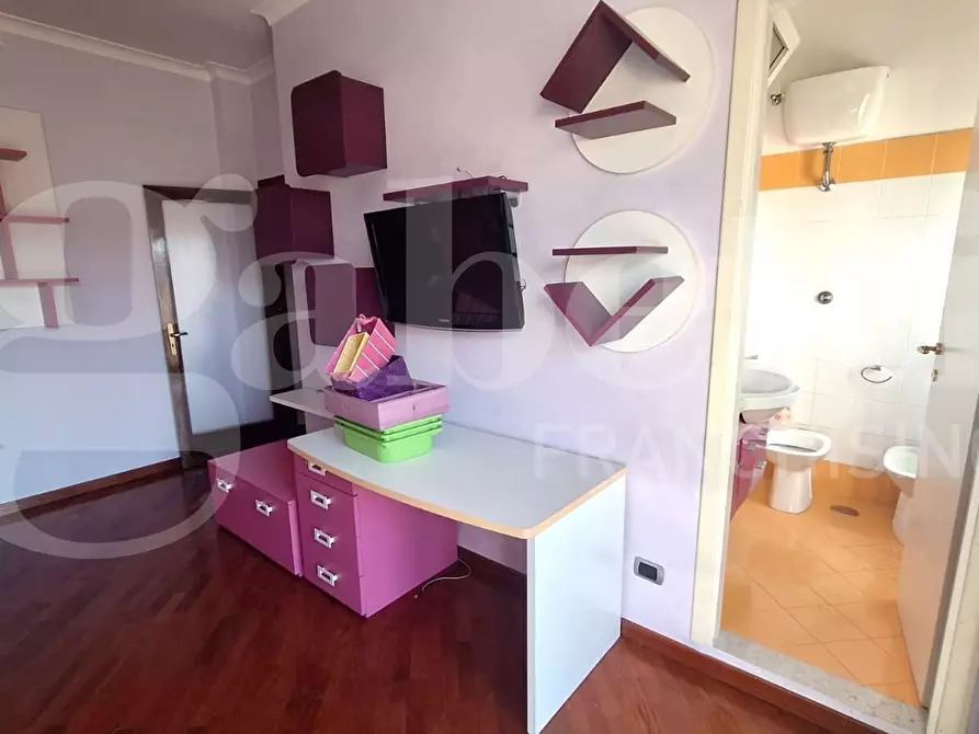 Immagine 15 di Attico in affitto  in Piazza degli artisti a Napoli