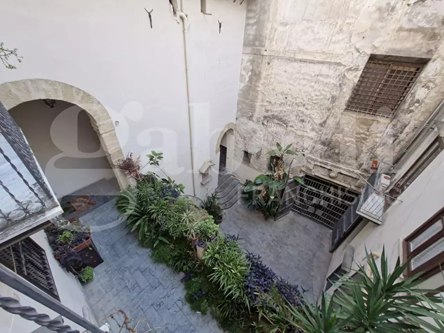 Immagine 4 di Appartamento in vendita  in Via Ruggero Mastrangelo a Palermo