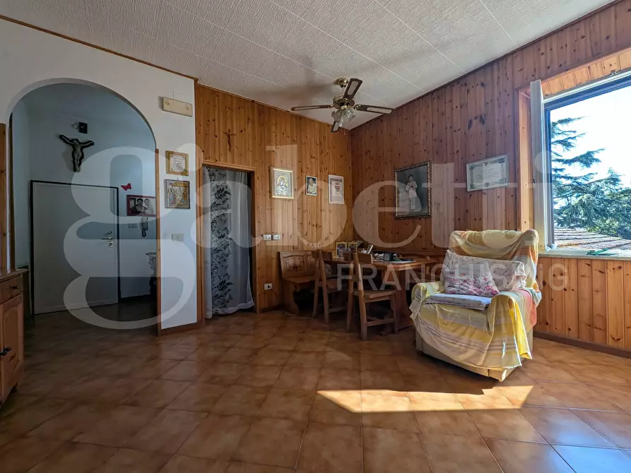 Immagine 6 di Appartamento in vendita  in Strada MARSCIANESE, 4 a Deruta