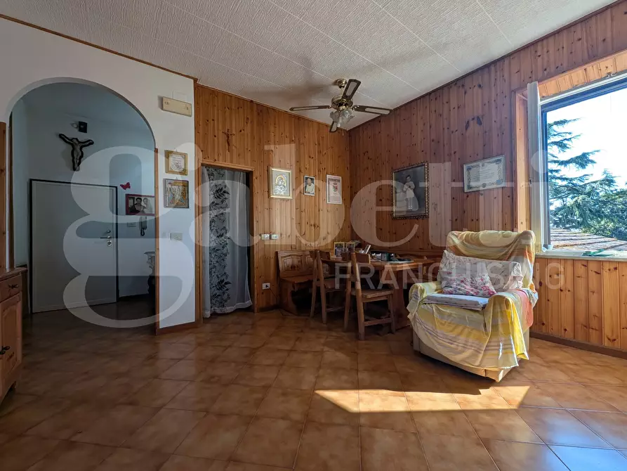 Immagine 5 di Appartamento in vendita  in Strada MARSCIANESE, 4 a Deruta