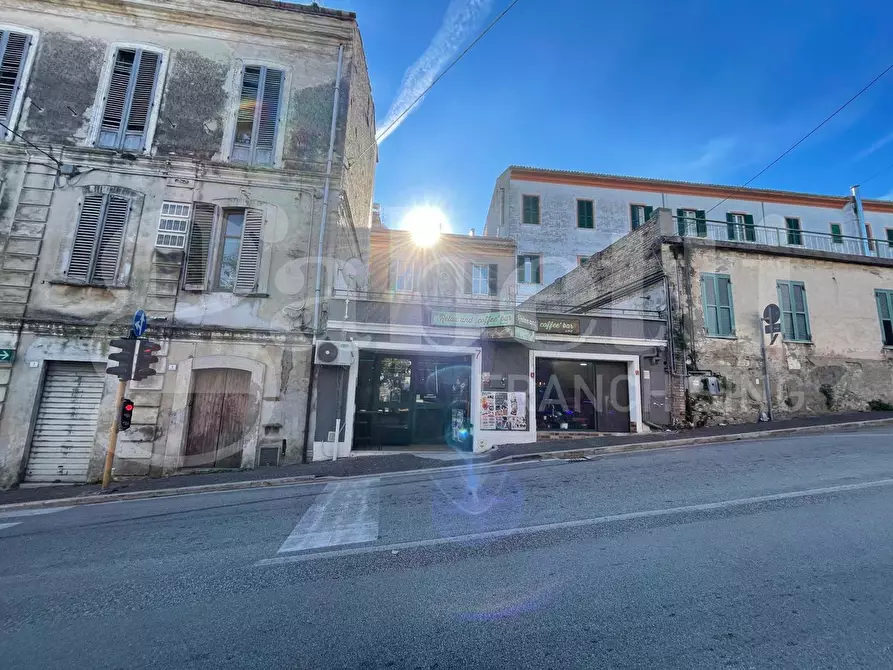 Immagine 13 di Negozio in vendita  in Via Acquaviva, 7 a Giulianova