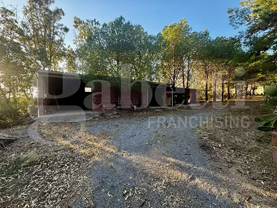 Immagine 5 di Casa trifamiliare in vendita  in LocalitÃ  Perdu Sarigu, snc a Teulada