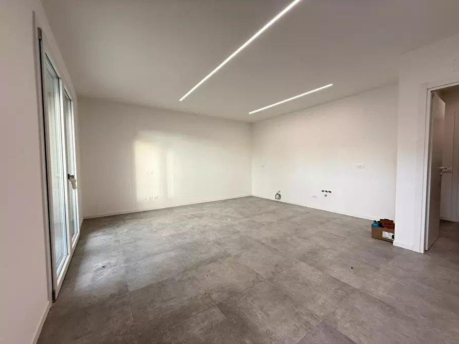 Immagine 11 di Appartamento in vendita  in Via ALDO MORO, 1 a Castelcovati