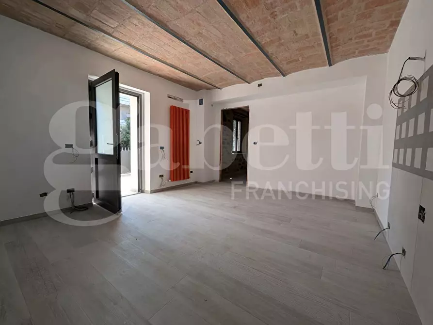 Immagine 4 di Appartamento in vendita  in Via DELLA MADONNINA, 5 a Bettona