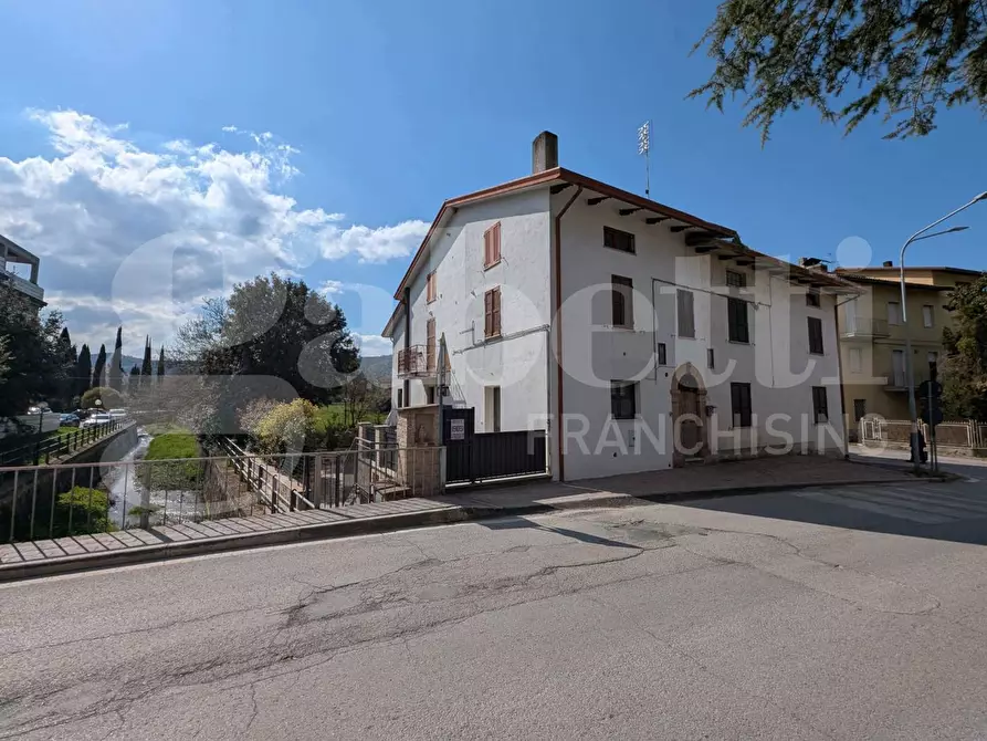 Immagine 1 di Appartamento in vendita  in Via DELLA MADONNINA, 5 a Bettona