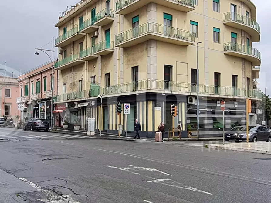 Immagine 6 di Negozio in affitto  in Via Tommaso Cannizzaro, 66 a Messina