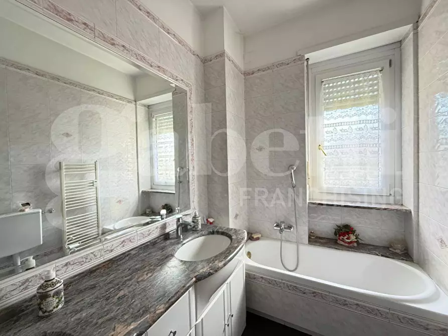 Immagine 15 di Appartamento in vendita  in Via Scali a Grugliasco