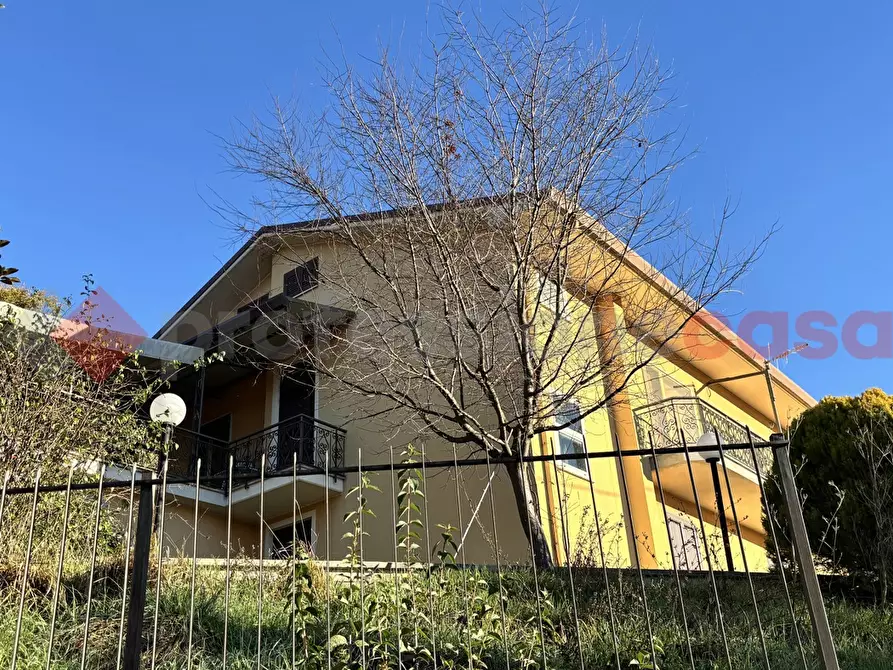 Immagine 5 di Casa indipendente in vendita  in Via san benedetto, 3 a Torre Cajetani