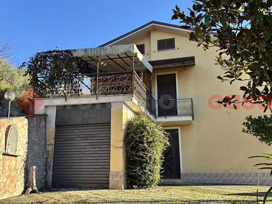 Immagine 6 di Casa indipendente in vendita  in Via san benedetto, 3 a Torre Cajetani