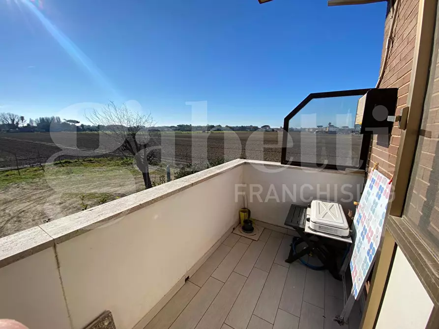 Immagine 6 di Appartamento in vendita  in Via della Luna, 257 a Fiumicino