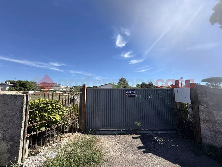 Immagine 3 di Terreno agricolo in vendita  in Via TERRASALUTE, 23 a Terracina