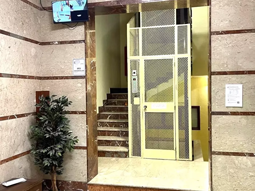 Immagine 5 di Appartamento in vendita  in Via del Bersagliere, 8 a Palermo