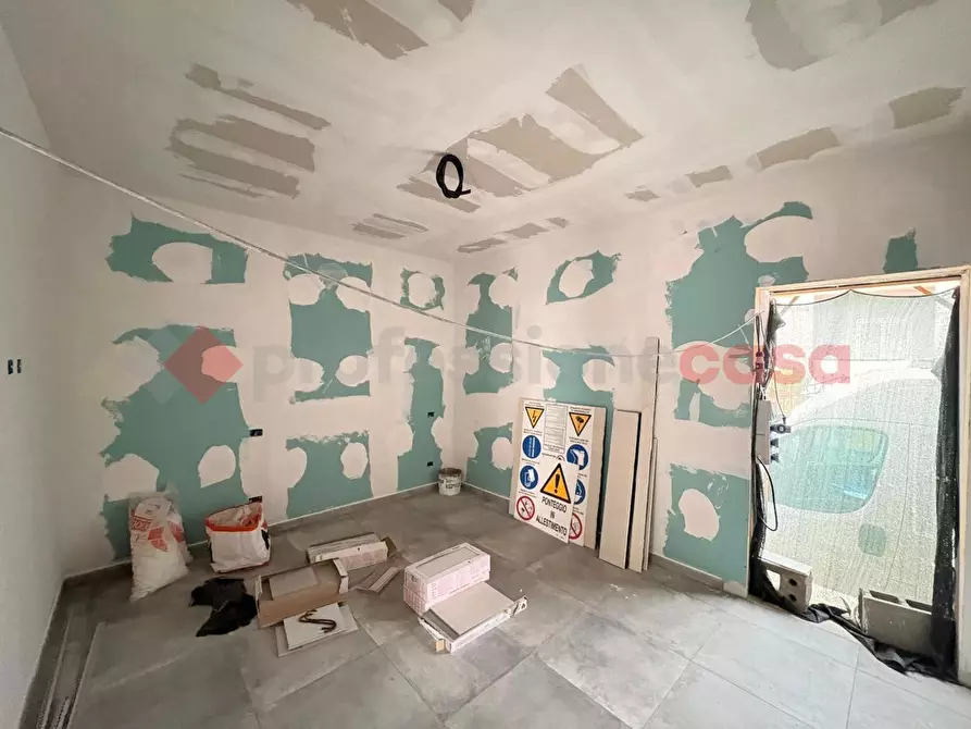 Immagine 8 di Appartamento in vendita  in Via Calabria, 27 a Guidonia Montecelio