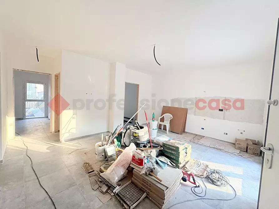 Immagine 13 di Appartamento in vendita  in Via Calabria, 27 a Guidonia Montecelio