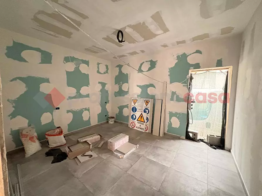 Immagine 9 di Appartamento in vendita  in Via Calabria, 27 a Guidonia Montecelio