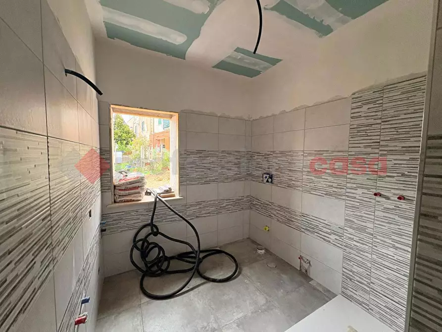 Immagine 13 di Appartamento in vendita  in Via Calabria, 27 a Guidonia Montecelio